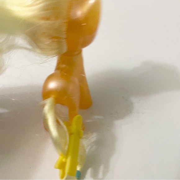 My Little Pony MlP Apple Jack Pearlized Figure - Picture 8 of 13